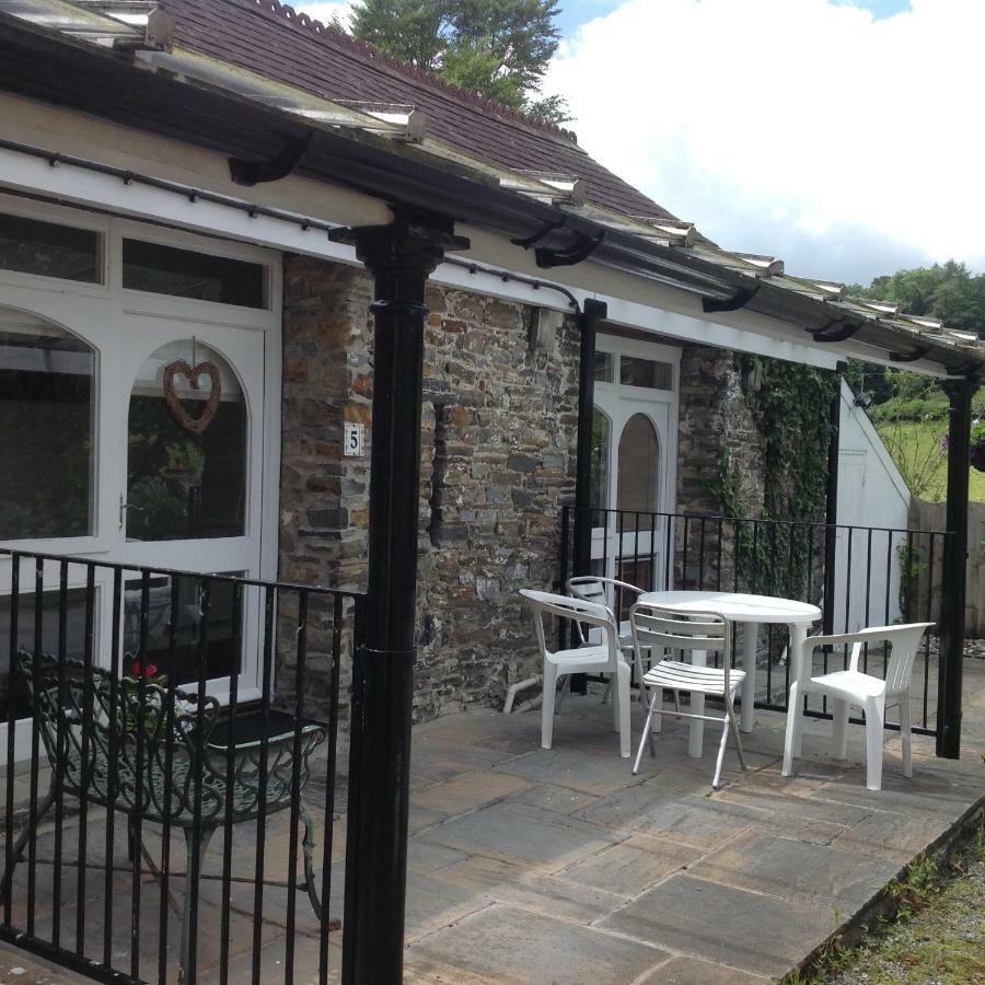 Cwmtwrch Cottage Carmarthen Exterior foto