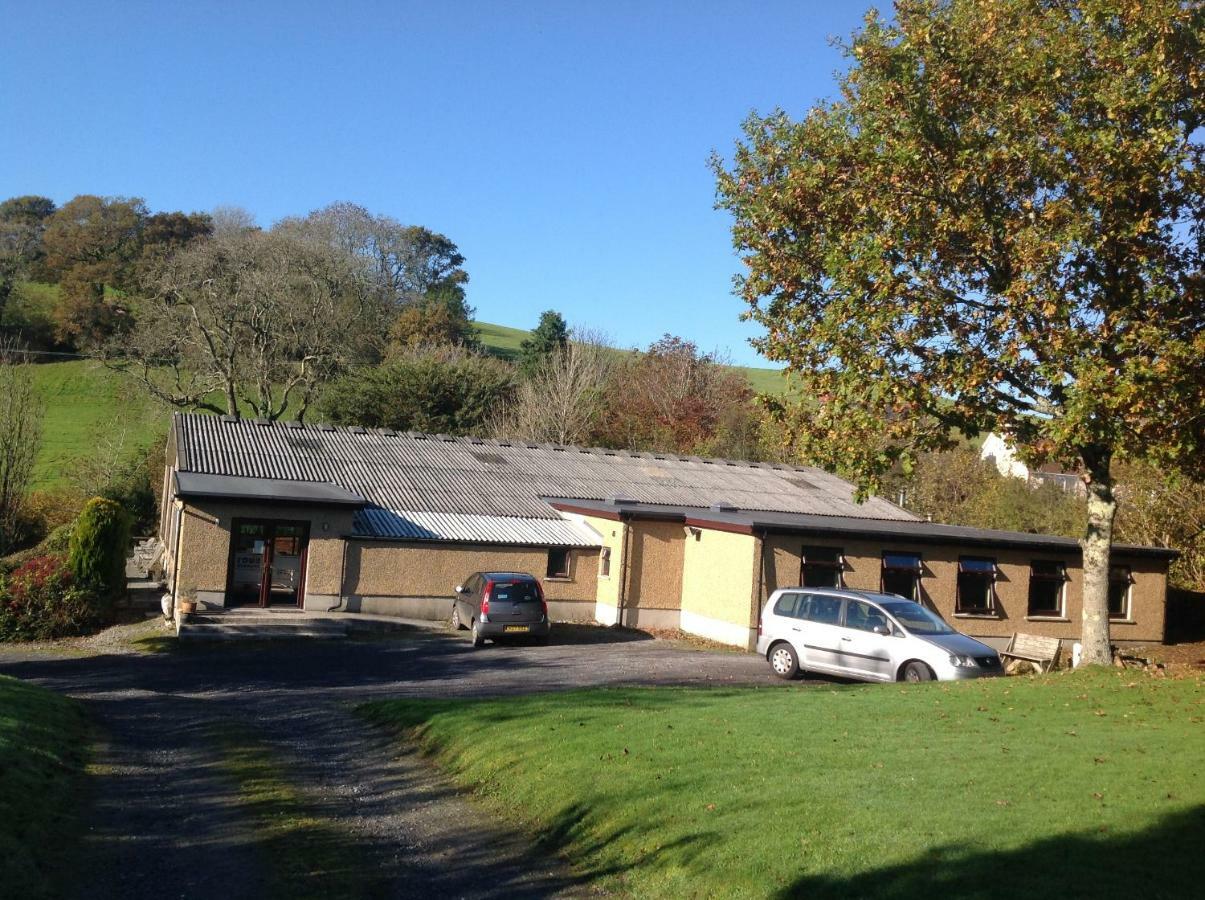 Cwmtwrch Cottage Carmarthen Exterior foto